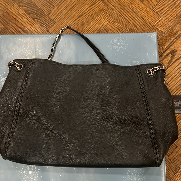 Tory Burch Large Leather Bag - Picture 3 of 8